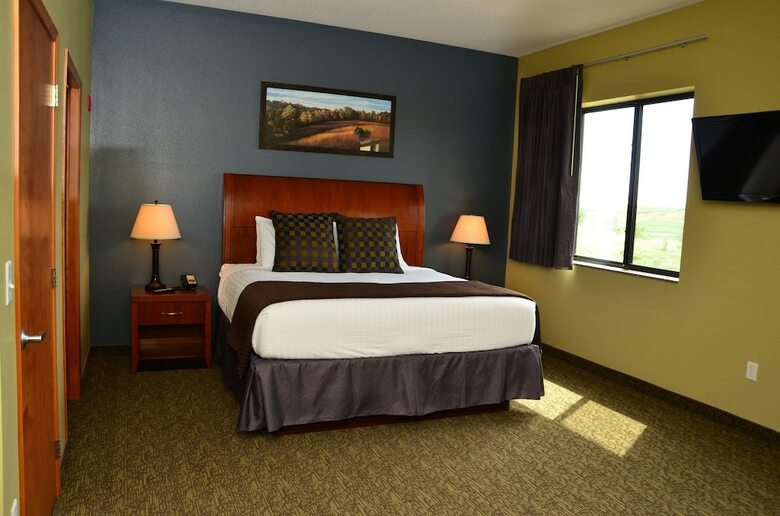 Hotel Cobblestone Inn & Suites - Newton