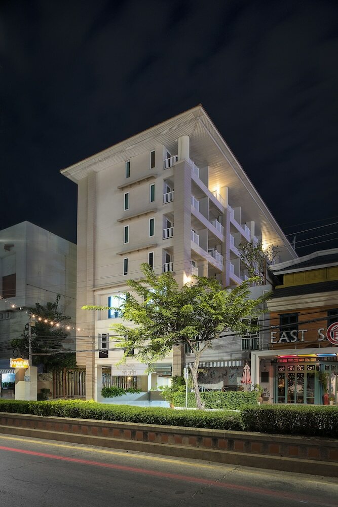 51 Fashion Hotel