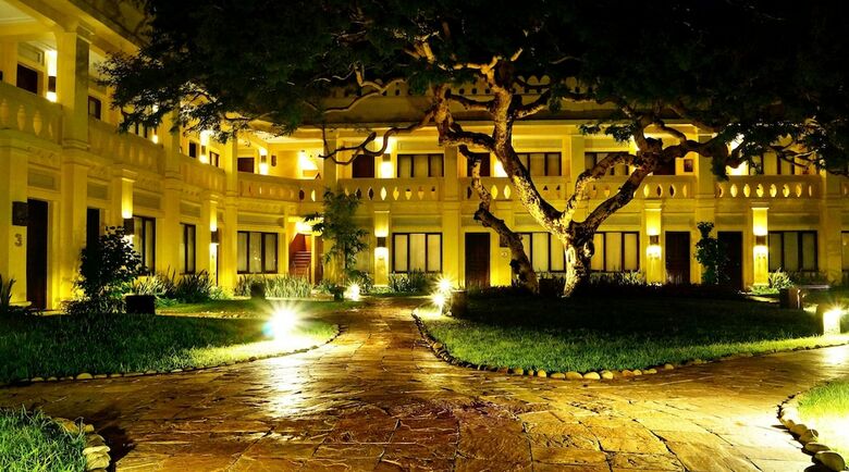 Areindmar Hotel