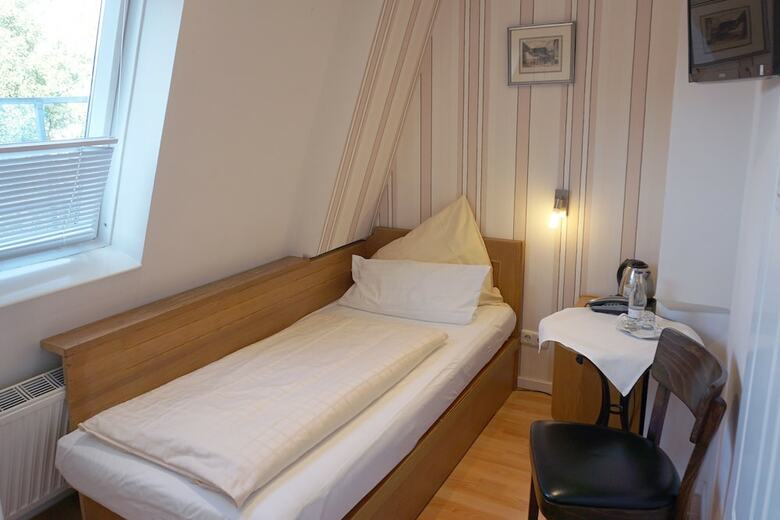 Hotel Am Schloss Biebrich