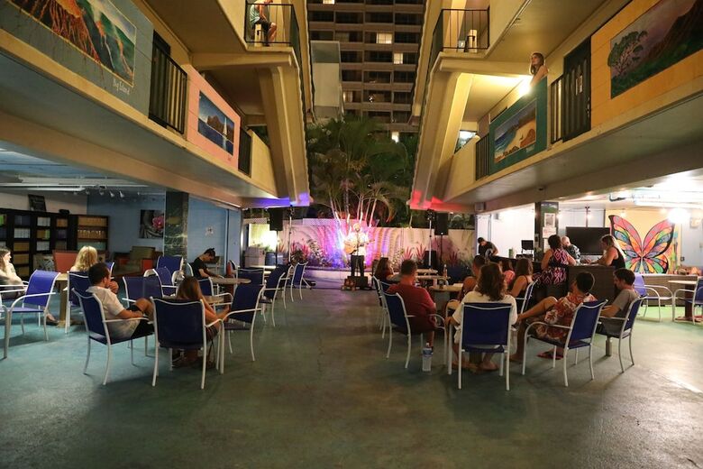 Hostal Waikiki Beachside Hostel