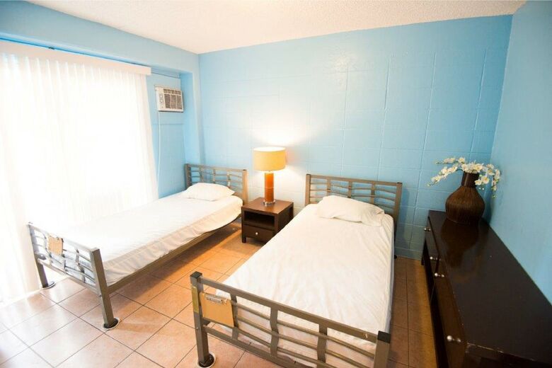 Hostal Waikiki Beachside Hostel