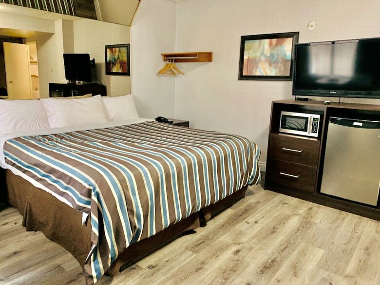 Hotel Deluxe Inn