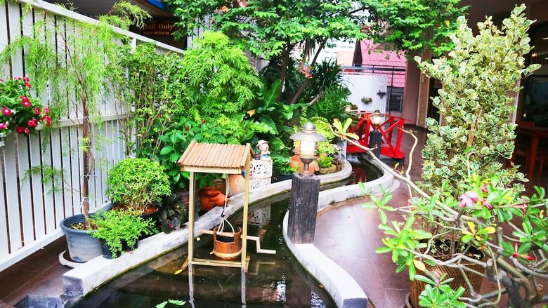 Aiyaree Place Hotel