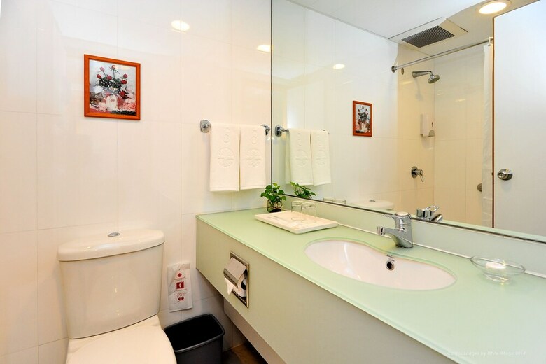 Hotel Caritas Oswald Cheung International House