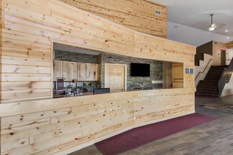 Boarders Inn & Suites By Cobblestone Hotels - Superior/duluth