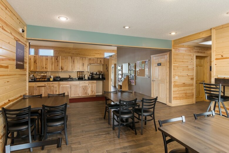 Boarders Inn & Suites By Cobblestone Hotels - Superior/duluth