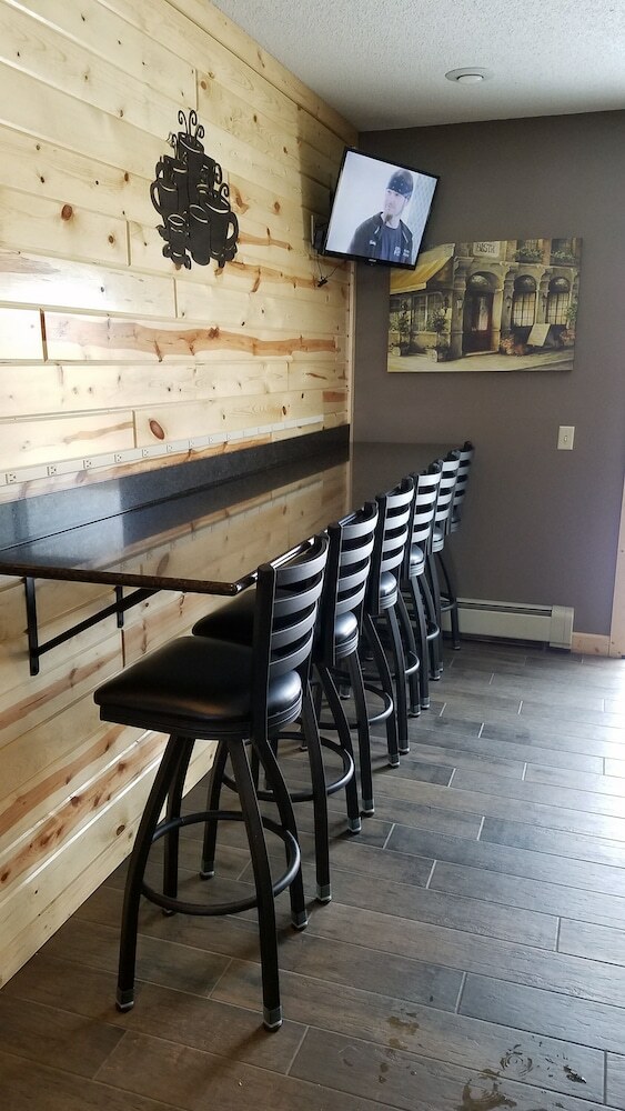 Boarders Inn & Suites By Cobblestone Hotels - Superior/duluth