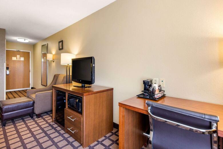 Hotel Quality Inn & Suites Georgetown - Seaford