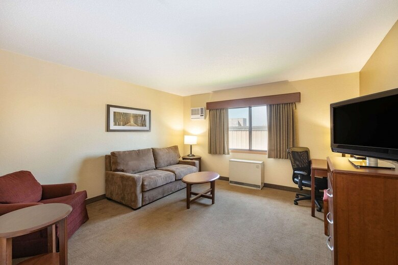 Hotel Americinn By Wyndham Roseau