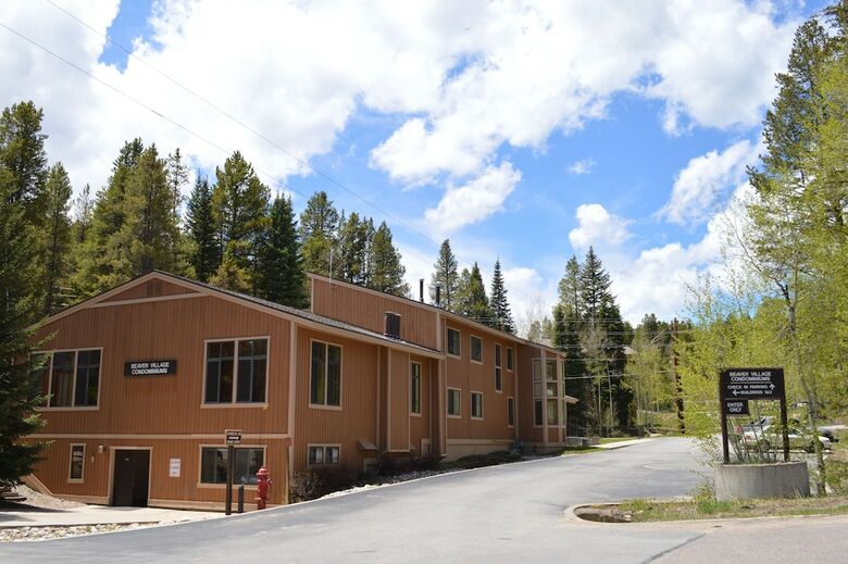 Beaver Village Condos By Staywinterpark