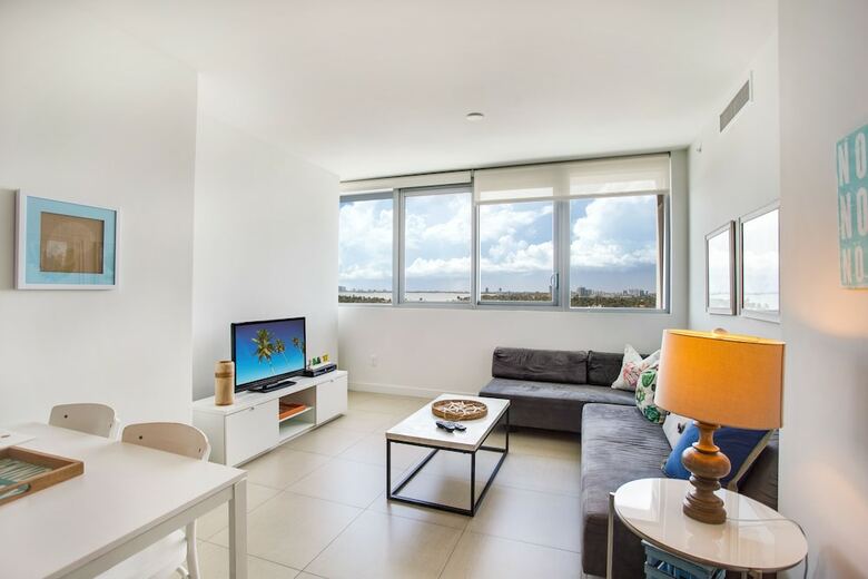 Apartamentos Monte Carlo By Miami Vacations