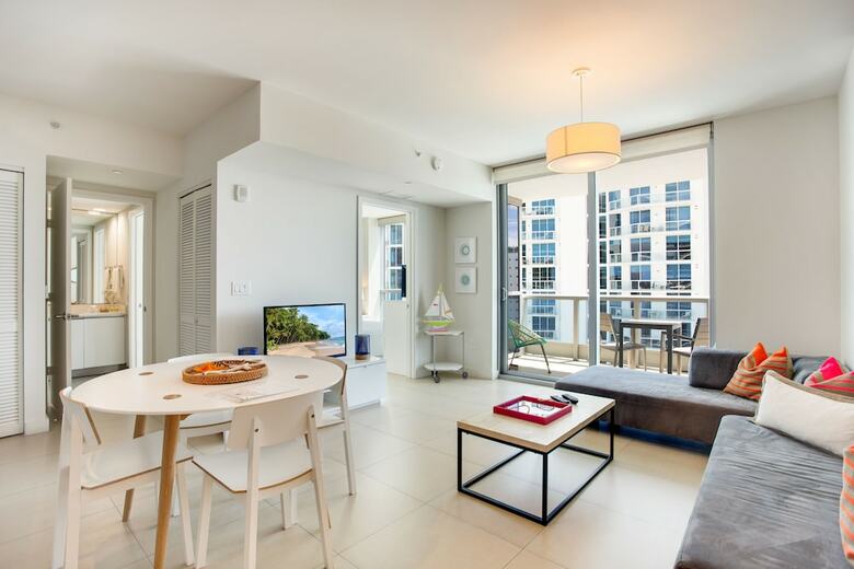 Apartamentos Monte Carlo By Miami Vacations