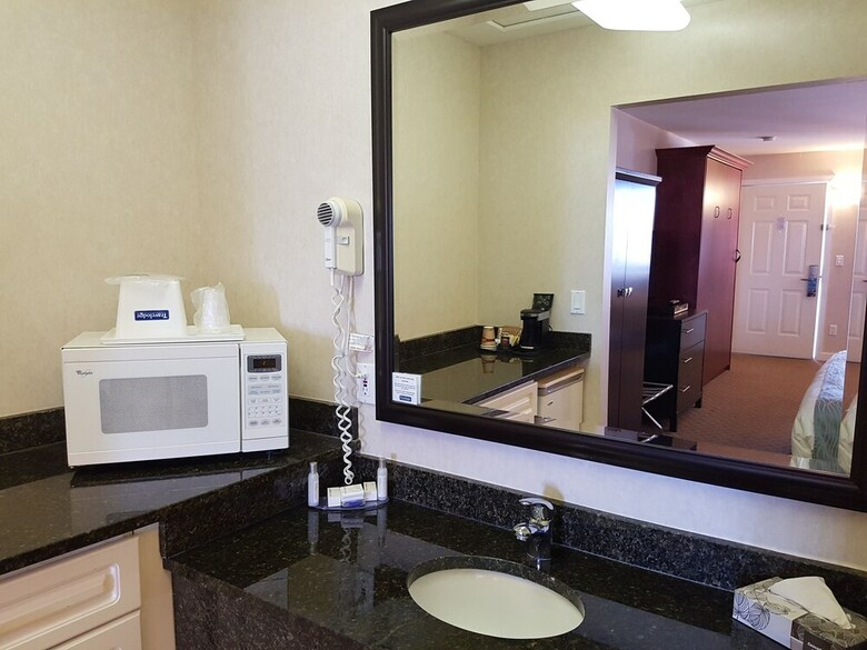 Motel Travelodge By Wyndham Kamloops Mountview