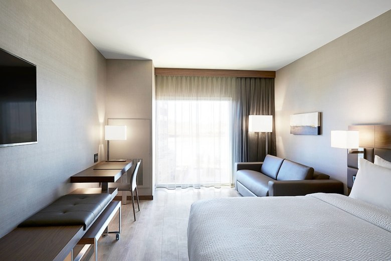 AC Hotels By Marriott New Orleans Bourbon