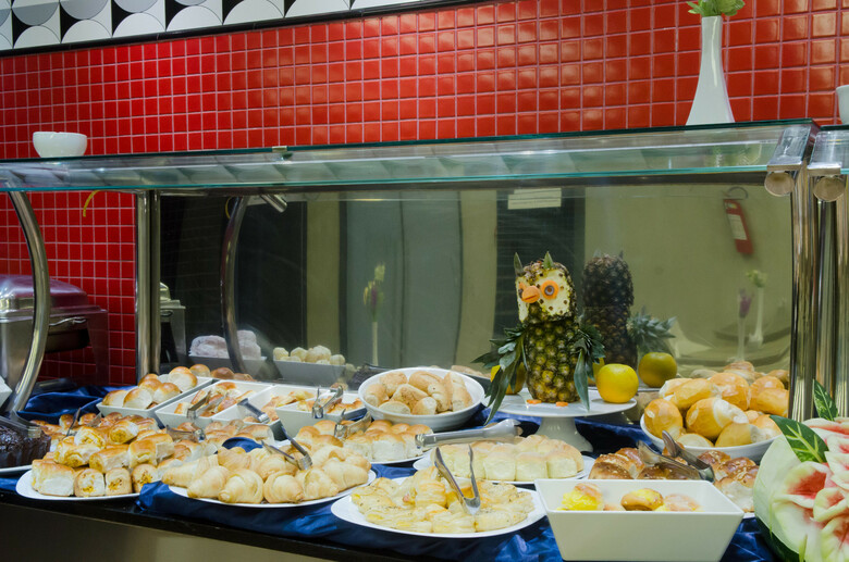 Hotel �mpar Su�tes Expominas