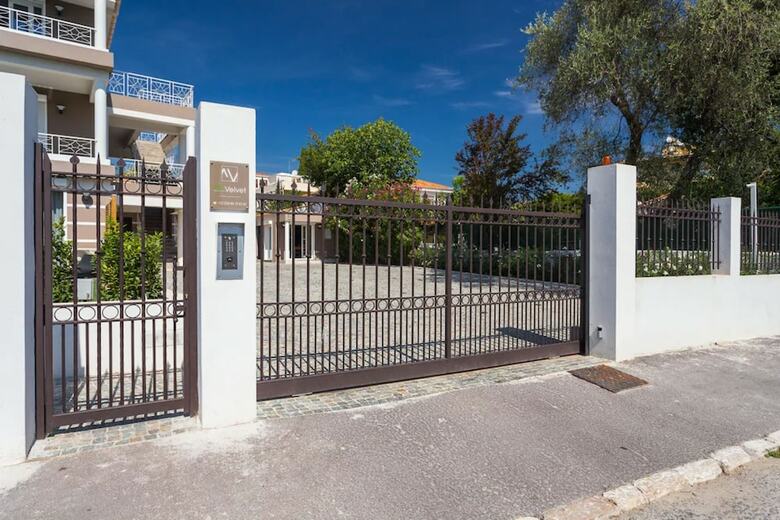 Villa Velvet