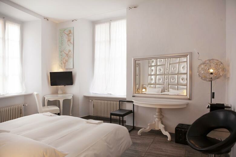 Bed & Breakfast Caff� Dell'arte Boutique Rooms