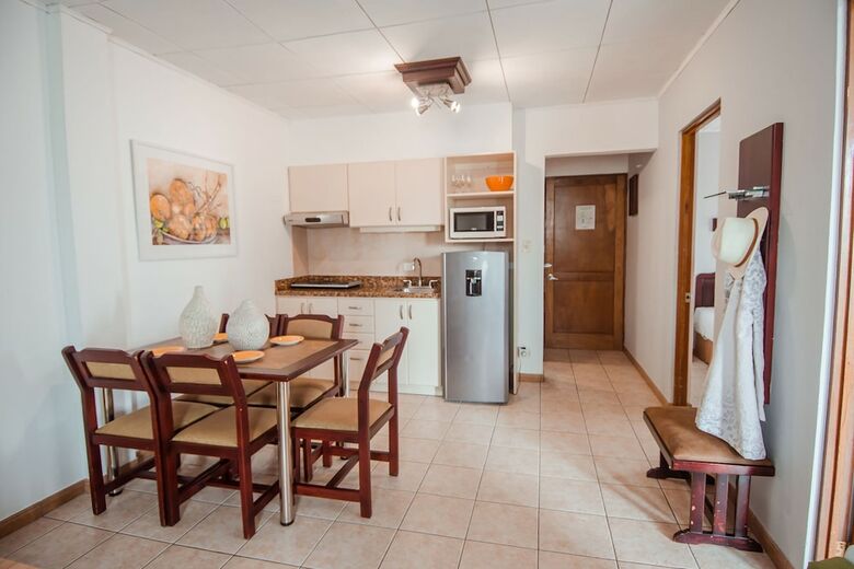 Aparthotel La Sabana Hotel Suites Apartments