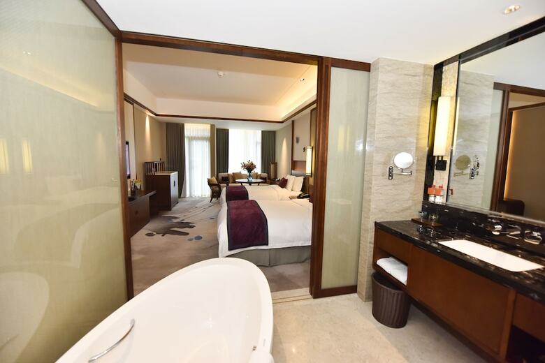 Hotel Crowne Plaza Zhangjiajie Wulingyuan