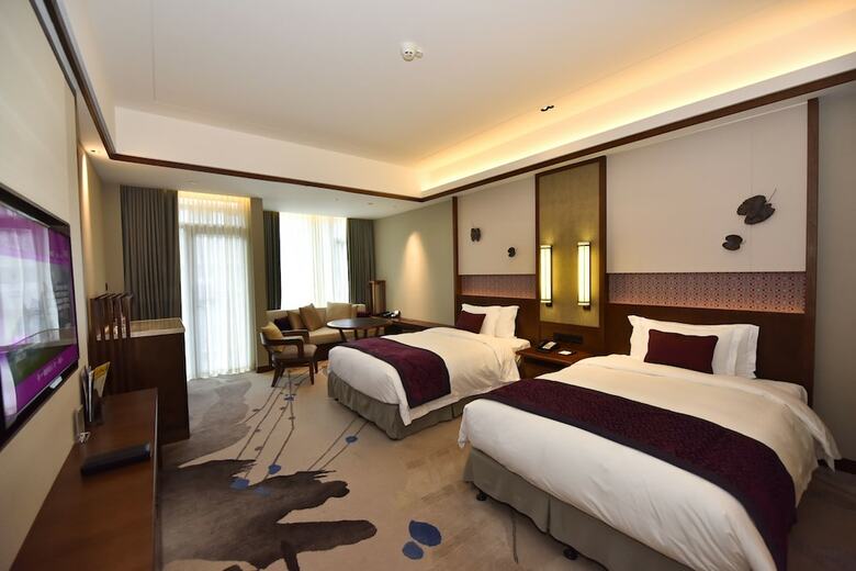 Hotel Crowne Plaza Zhangjiajie Wulingyuan