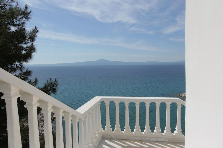 Apollon Apartments