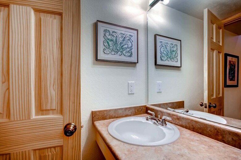 Winterpoint Townhomes By Ski Country Resorts