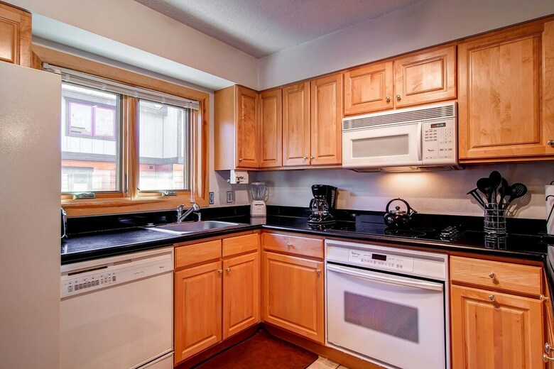 Winterpoint Townhomes By Ski Country Resorts