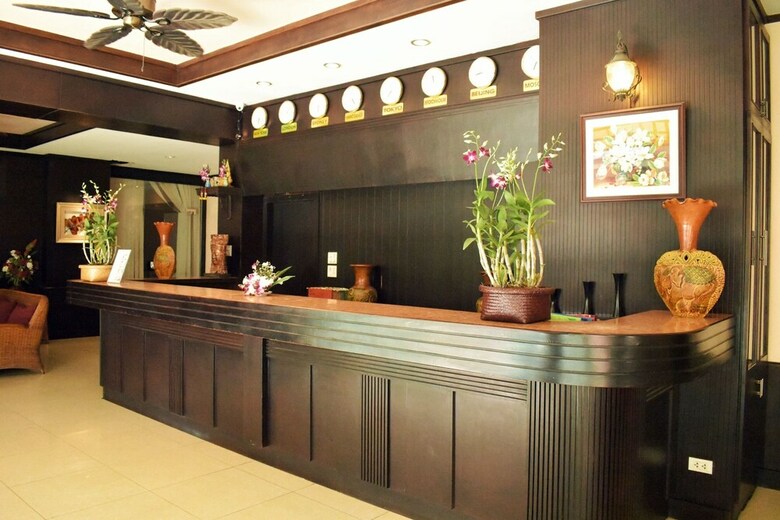 Hotel Outdoor Inn And Restaurant