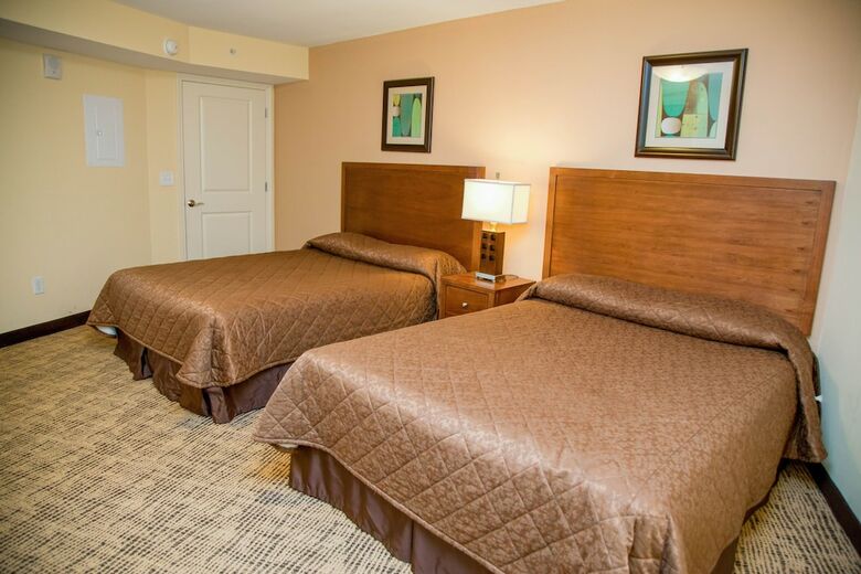 Hotel Towers At North Myrtle Beach