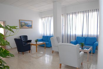 Maistros Hotel Apartments And Bungalow Suites