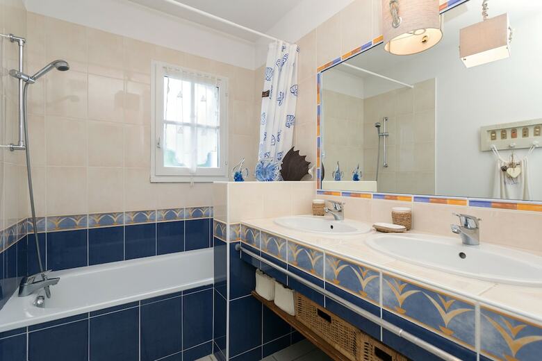 Apartamento Madame Vacances Le Domaine de Vertmarines