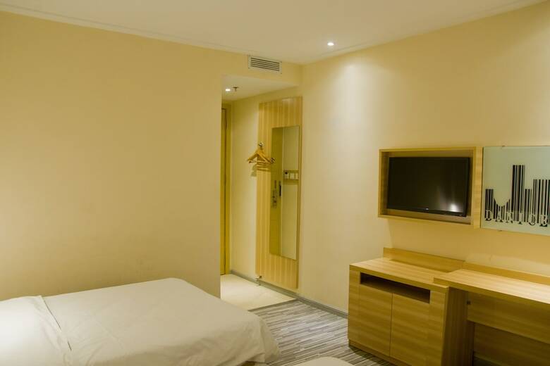 Denise Hotel