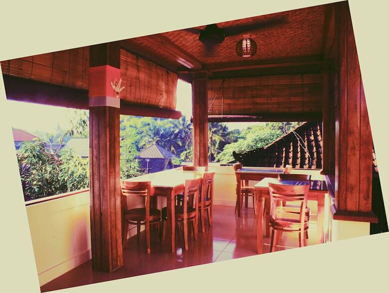 Hotel Teba House