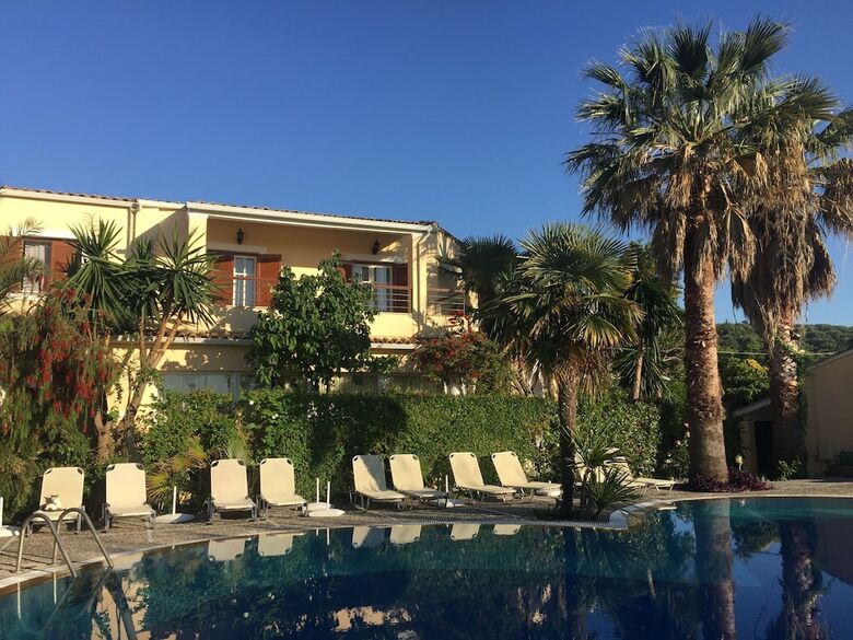 Ilena Hotel