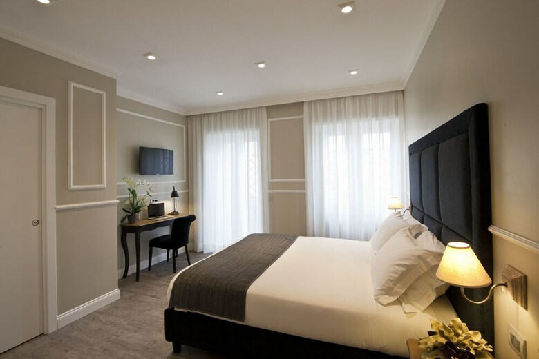 Hotel Seven Suites