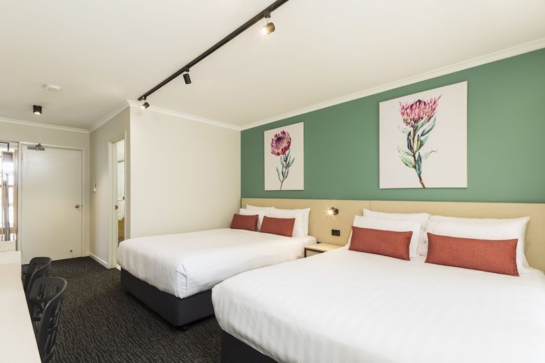 Motel Nightcap At Balaclava Hotel