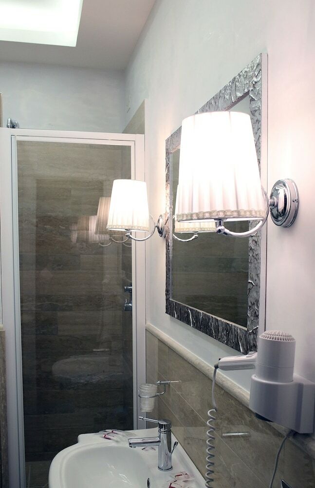 Piccolo Piazza Di Spagna Suites