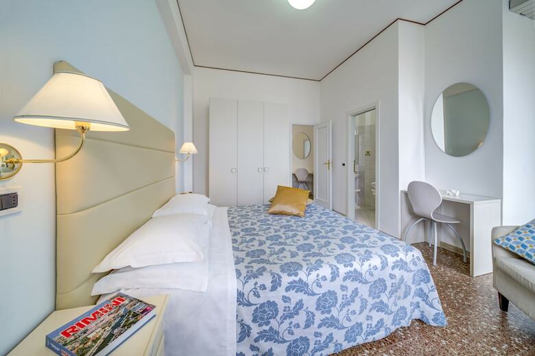 Hotel Carlton Beach