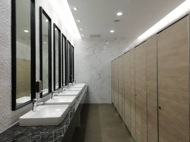 Royal Diamond Hotel