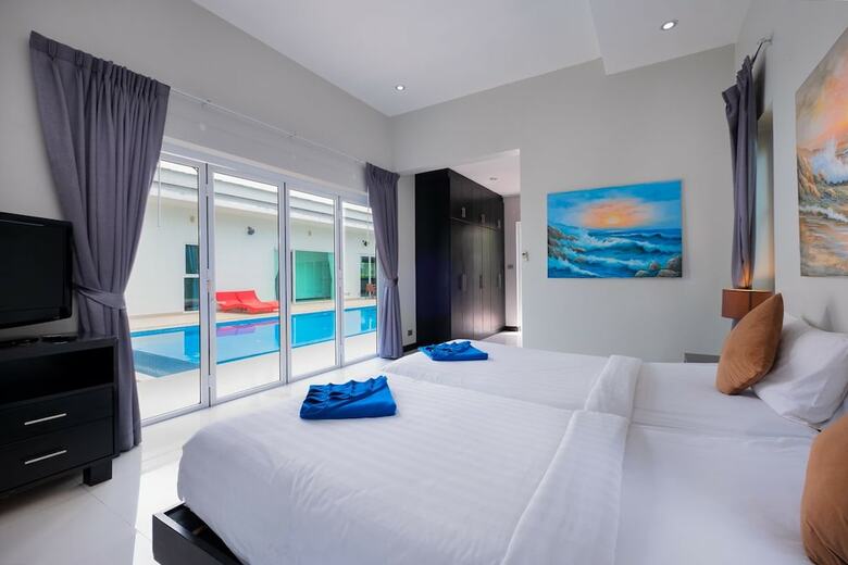 Phuket Lagoon Pool Villa