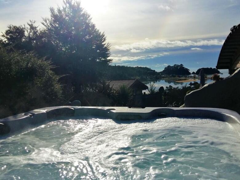Hotel Kimi Ora Eco Resort