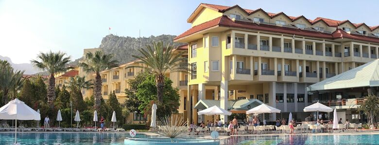 Hotel Queen's Park Le Jardin - All Inclusive