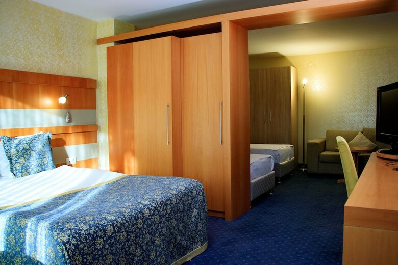 Bur�man Hotel