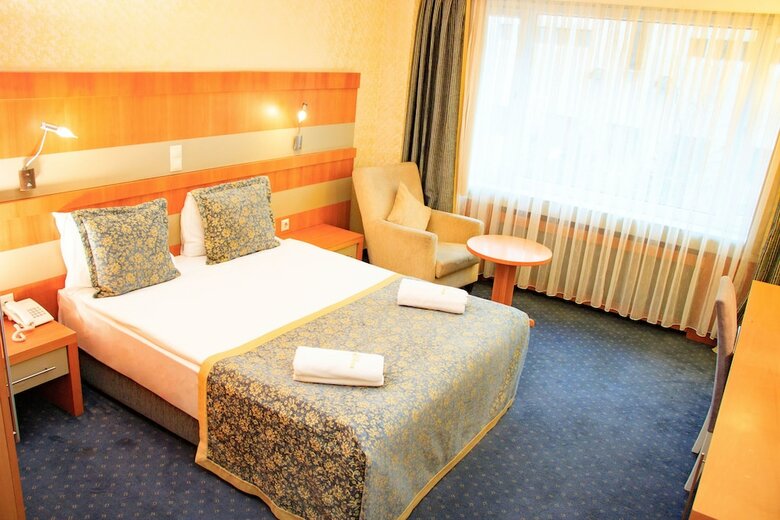 Bur�man Hotel