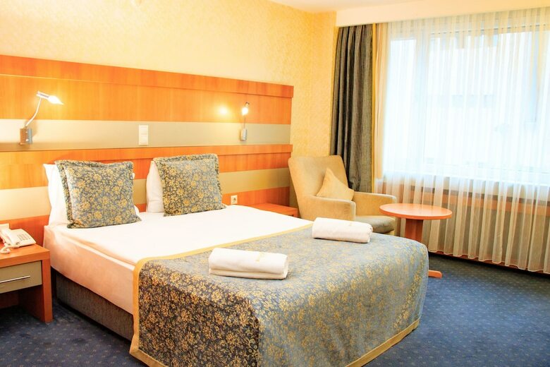 Bur�man Hotel