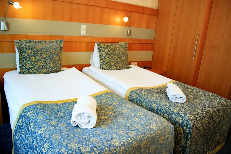 Bur�man Hotel