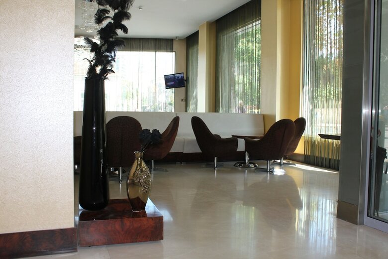 Bur�man Hotel