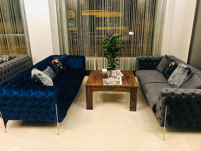 Bur�man Hotel