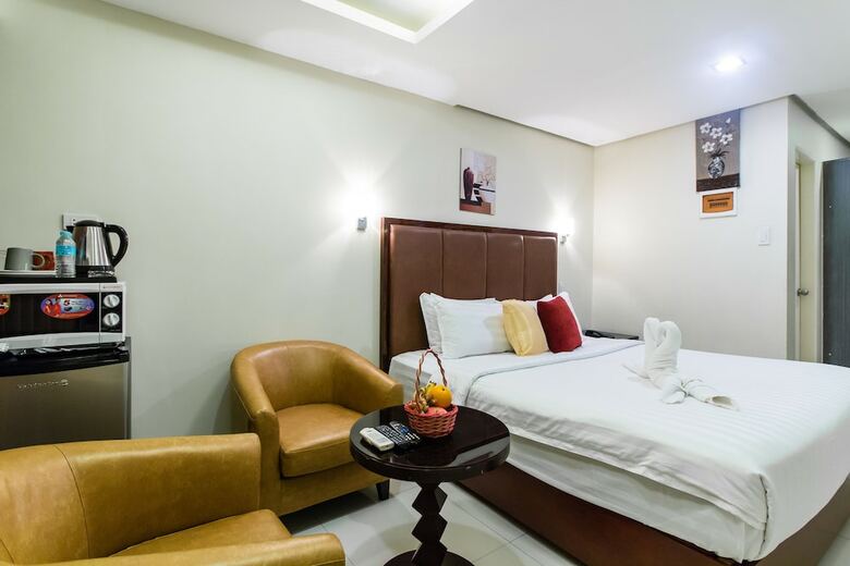 Jmm Grand Suites